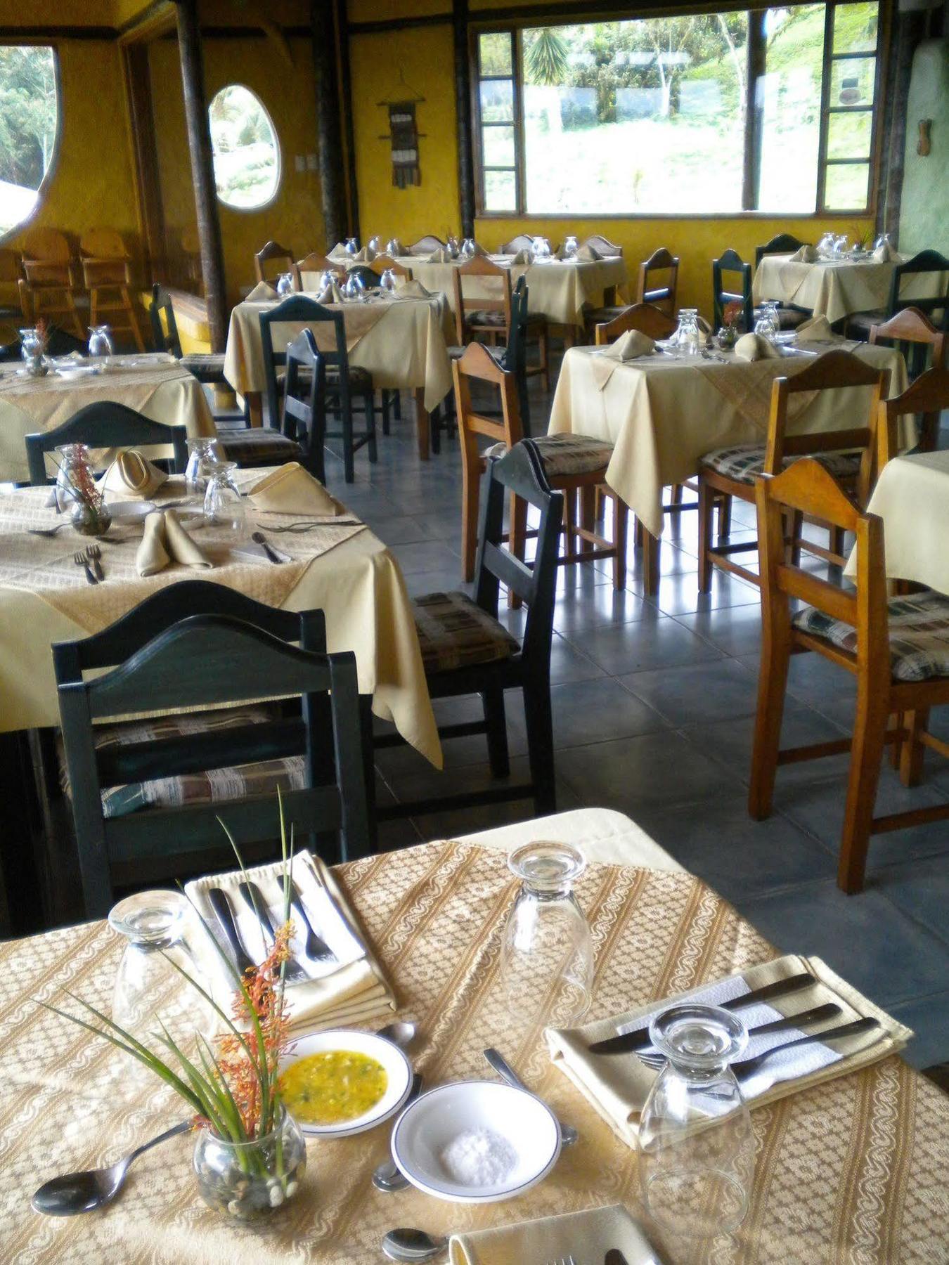 Hosteria "El Encanto" San Miguel de los Bancos 외부 사진